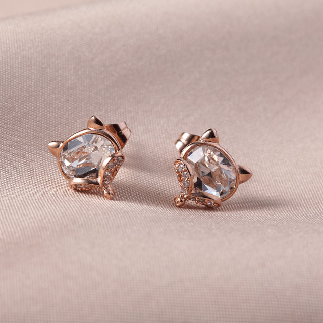 B646 Fashion Brooch