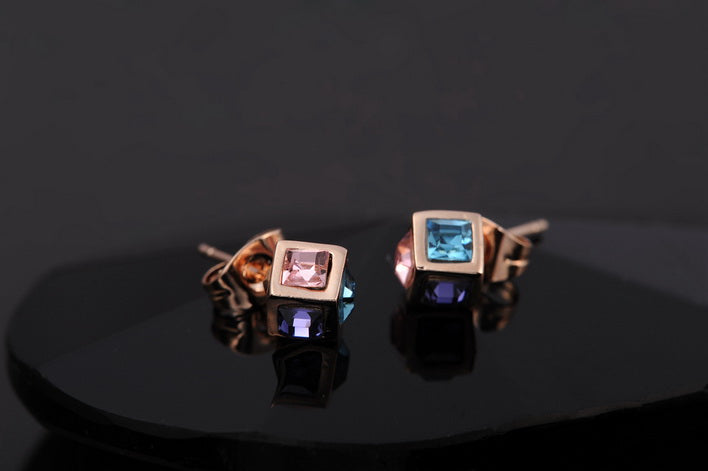 C84 Fashion Earrings