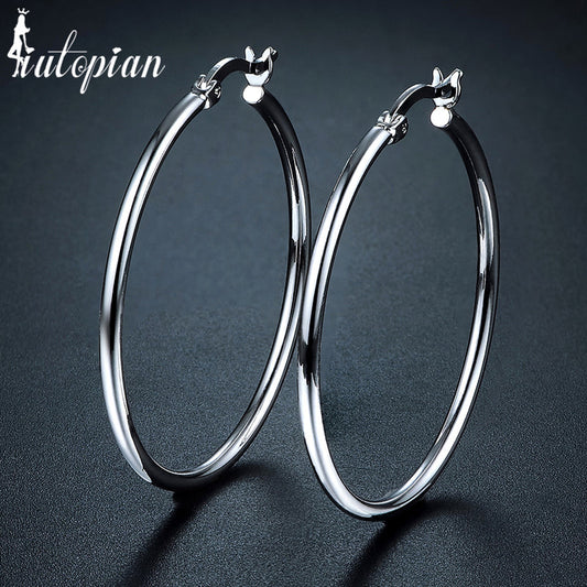 B134   Fashion Brooch