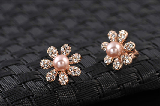 B830   Fashion Brooch