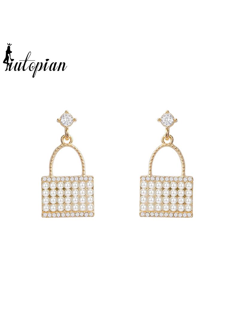 C5719   Fashion Earrings