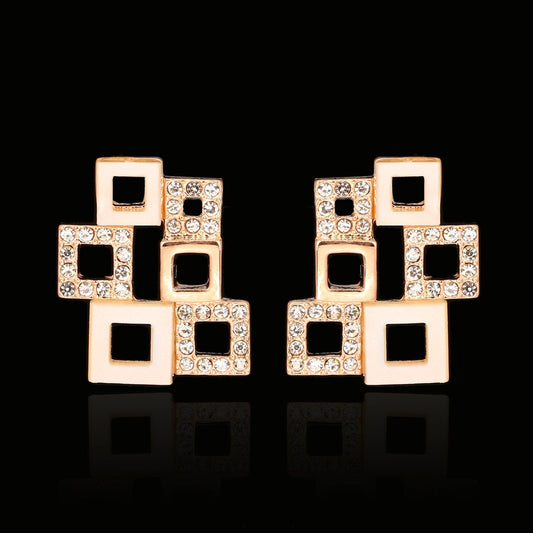 B186   Fashion Brooch