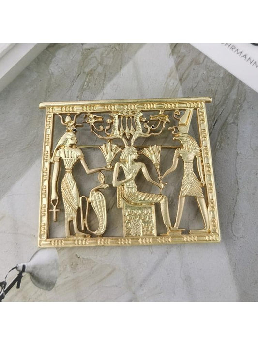 B960   Fashion Brooch