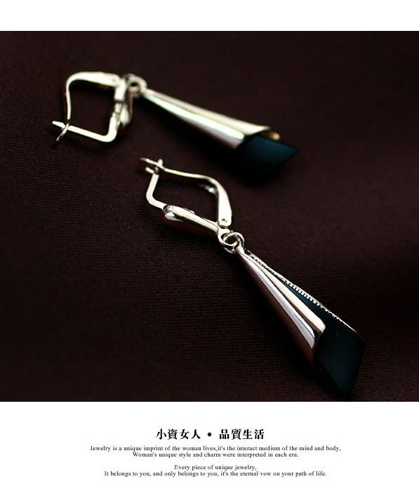 C15   Fashion Earrings