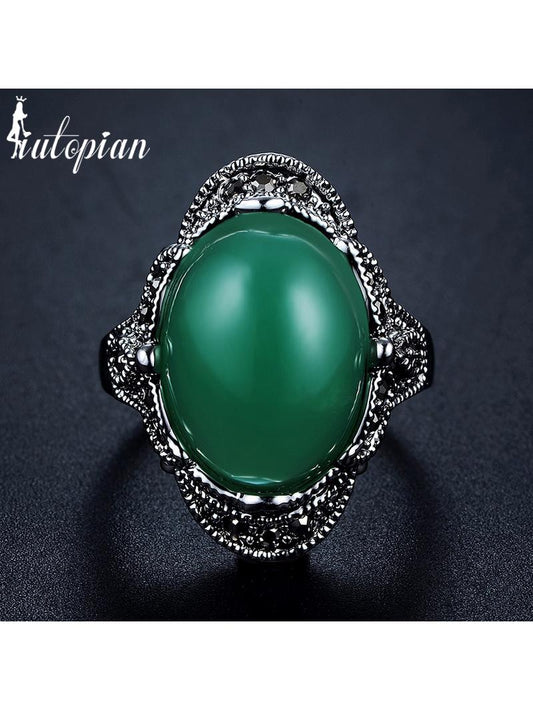 B890   Fashion Brooch