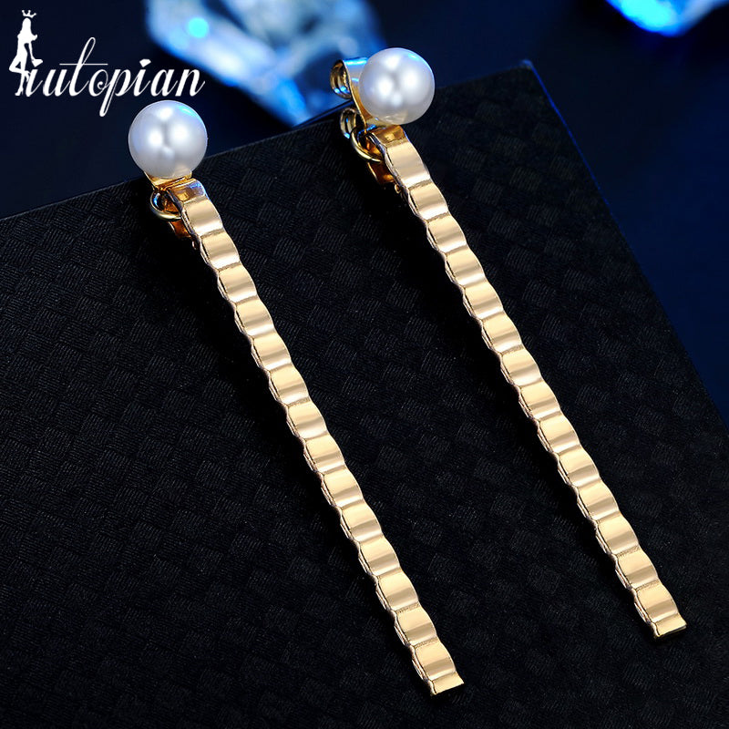 C821   Fashion Earrings